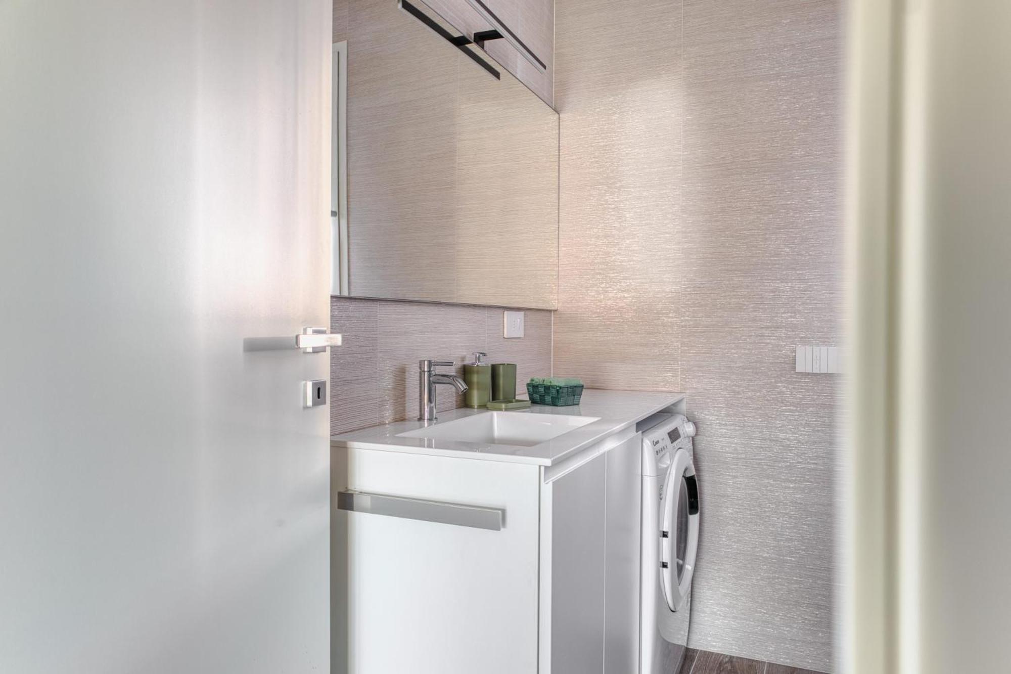 Apartment In Financial District 4 Pax