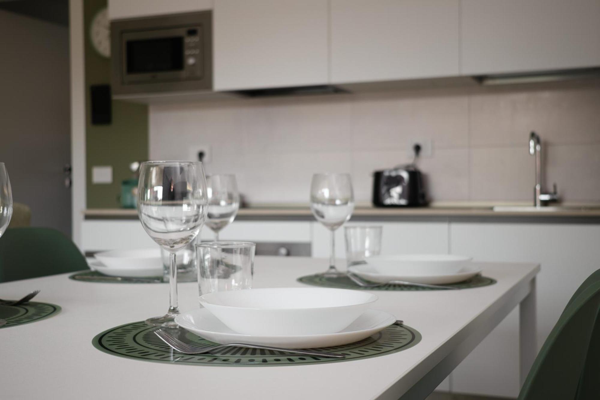 Apartment In Financial District 4 Pax Mailand