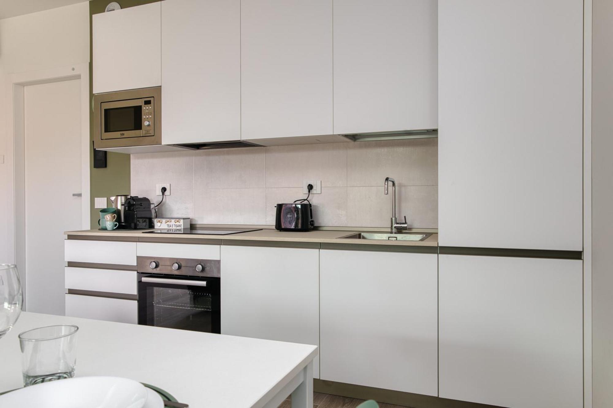 Apartment In Financial District 4 Pax Mailand